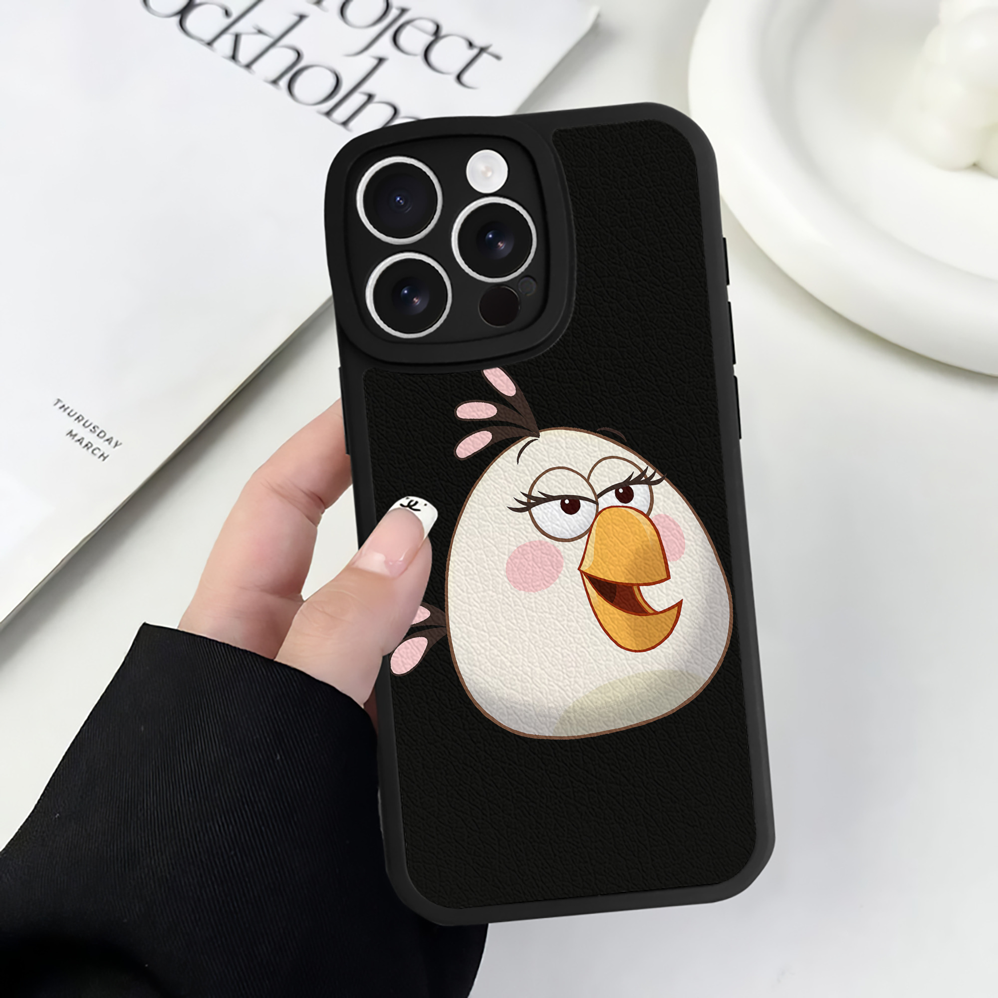 （画像用） Angry Birds アングリーバード 【iPhone 16シリーズ対応】シリコンスマホケース（レザー調） 材質：シリコン